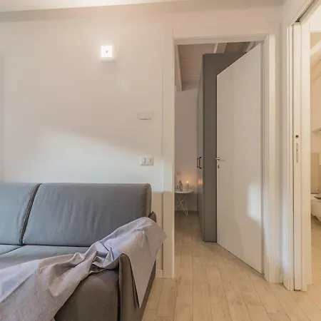 Little Nest Flat Appartamento Varenna